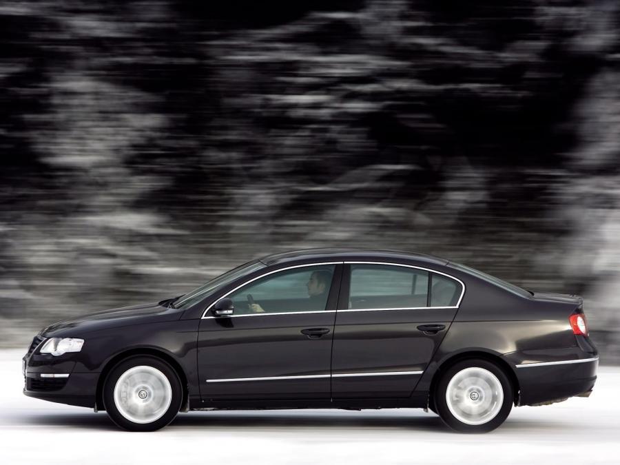  Volkswagen Passat V6 FSI 4Motion 2006 года  (фото 6 из 22)